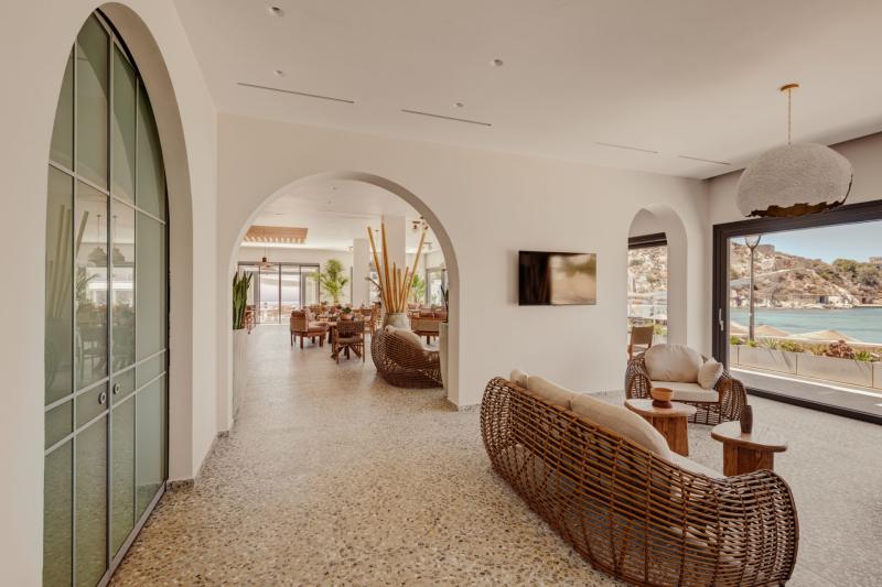 Common area seating, Armia Experience Hotel, Sýros